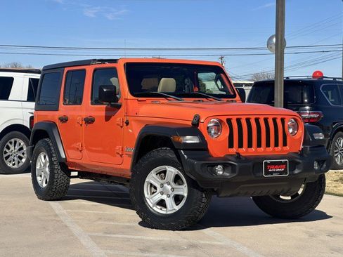 Used 2019 Jeep Wrangler Unlimited Sport S image 3