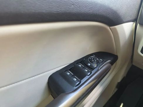 Used 2018 Lincoln MKC Premiere FWD image 24