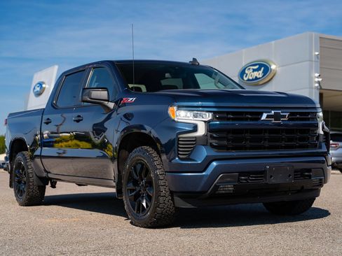 Used 2023 Chevrolet Silverado 1500 RST AWD/4WD image 1