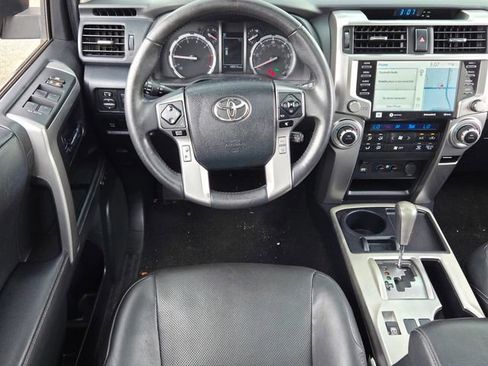 Used 2022 Toyota 4Runner Limited RWD image 7