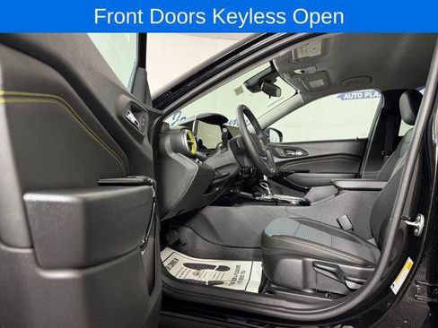 New 2026 Chevrolet Trax LT w/ Driver Confidence Package FWD image 12