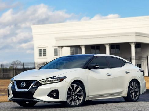 Used 2022 Nissan Maxima Platinum w/ Sport Mat Group FWD image 1