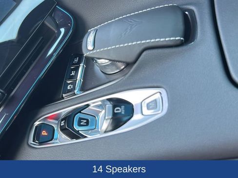 Used 2024 Chevrolet Corvette Stingray w/ Z51 Performance Package image 24