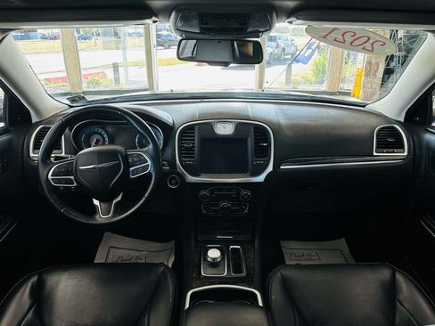 Used 2021 Chrysler 300 Touring L w/ Popular Equipment Group AWD/4WD image 48