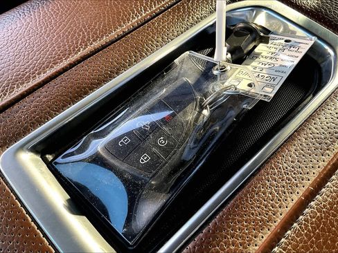 Used 2022 GMC Sierra 1500 Denali w/ Technology Package image 15