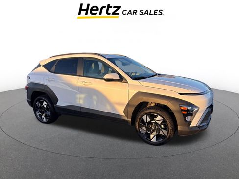 Used 2025 Hyundai Kona SEL image 1