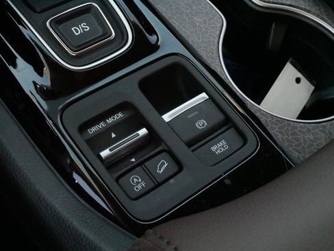 Certified 2026 Honda Pilot Elite image 25