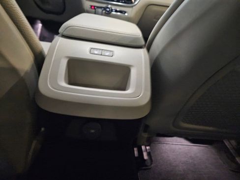 Certified 2024 Volvo V60 B5 Cross Country Plus image 16