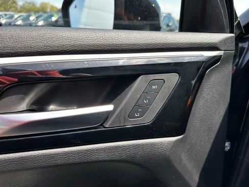 Used 2023 Mitsubishi Outlander SEL 40th Anniversary AWD/4WD image 25