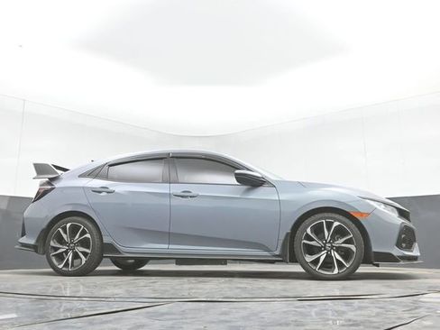 Used 2018 Honda Civic Sport image 34