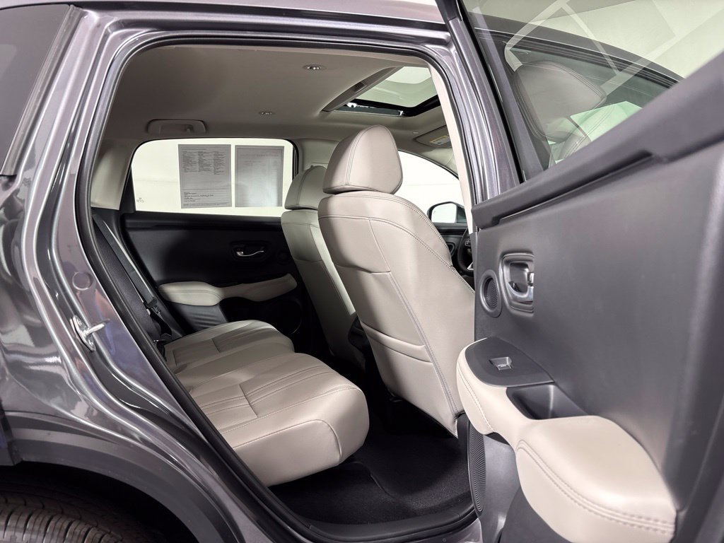 Used 2027 Honda HR-V EX-L image 19