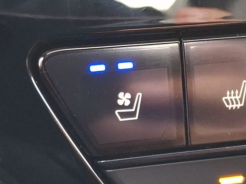 Certified 2023 Honda Accord Touring image 25