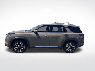 Used 2023 Nissan Pathfinder Platinum AWD/4WD video 2