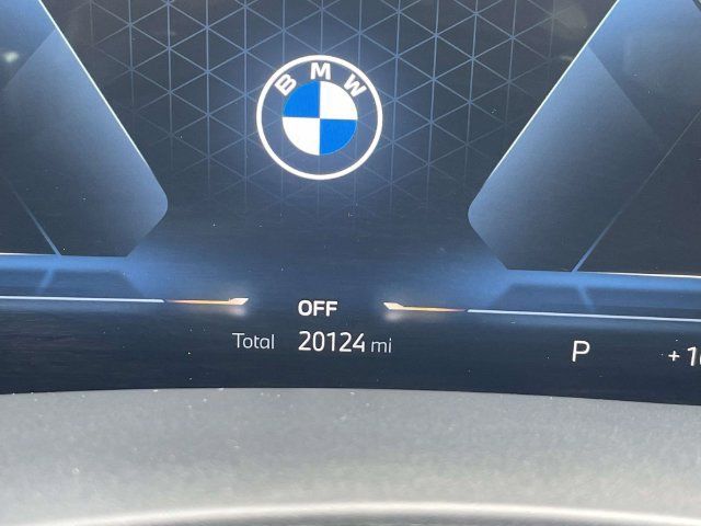 Used 2024 BMW X5 xDrive40i w/ Parking Assistance Package AWD/4WD image 26