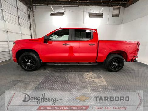 Used 2025 Chevrolet Silverado 1500 Custom w/ Turbomax Blackout Package AWD/4WD image 6