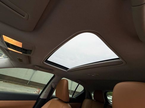 Used 2012 Lexus CT 200h Premium w/ Premium Audio Pkg FWD image 31
