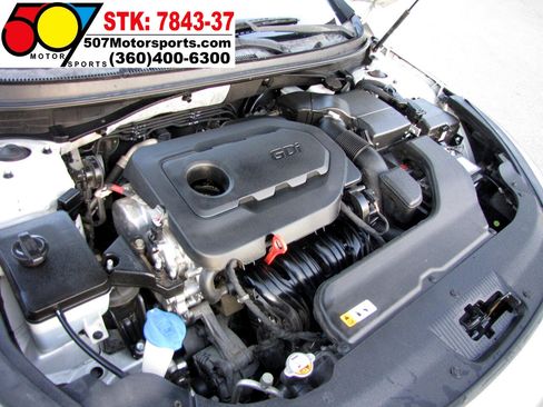 Used 2015 Hyundai Sonata SE w/ Option Group 09 image 18