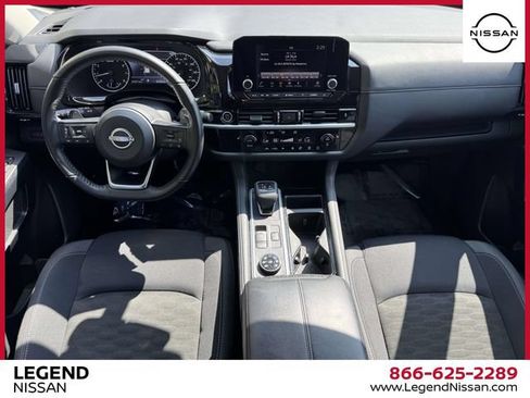 Certified 2024 Nissan Pathfinder SV AWD/4WD image 15