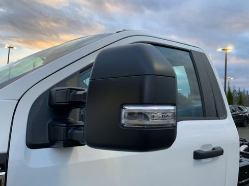 Used 2024 Ford F450 XL image 7