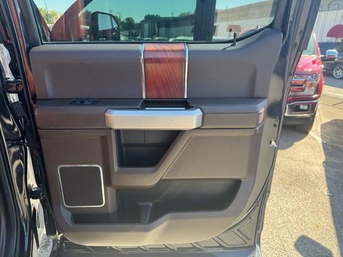 Used 2021 Ford F250 King Ranch w/ King Ranch Ultimate Package AWD/4WD image 25