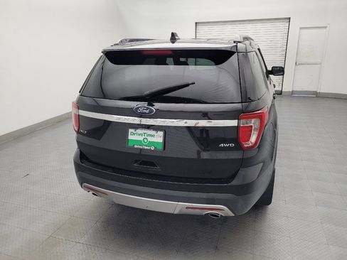 Used 2016 Ford Explorer XLT w/ Equipment Group 201A AWD/4WD image 7