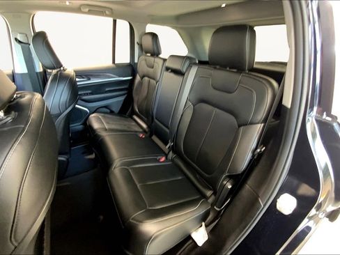 Used 2023 Jeep Grand Cherokee 4WD 4xe image 16