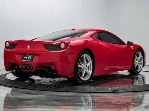 Used 2014 Ferrari 458 Italia Coupe RWD image 22