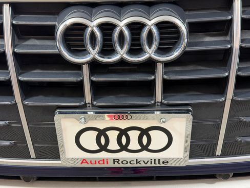 Used 2023 Audi Q5 2.0T Premium w/ Convenience Package AWD/4WD image 27