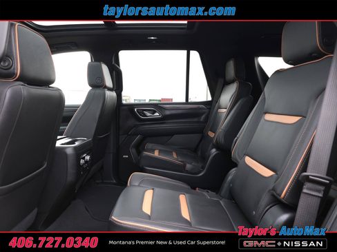 Used 2024 GMC Yukon AT4 w/ Technology Package AWD/4WD image 6