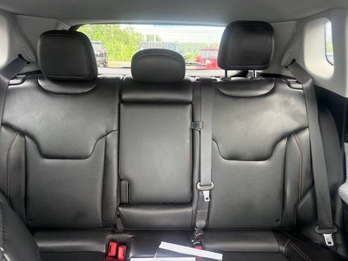 Certified 2022 Jeep Compass Latitude AWD/4WD image 30