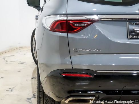 Used 2023 Buick Enclave Essence w/ Experience Buick Package image 8