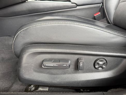 Used 2018 Honda Accord Sport image 19