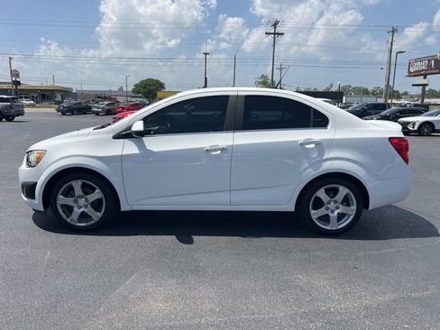 Used 2014 Chevrolet Sonic LTZ FWD image 2