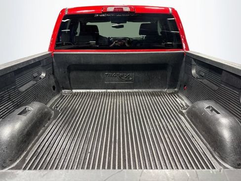 Used 2019 Chevrolet Silverado 1500 LT AWD/4WD image 20