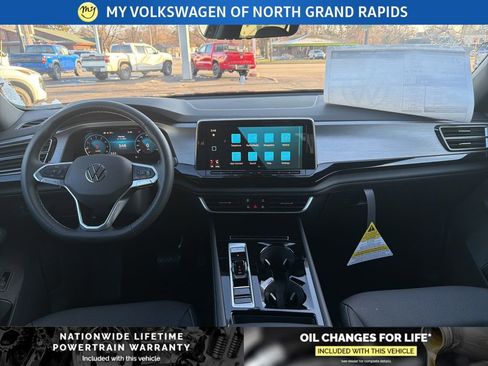 New 2026 Volkswagen Atlas Cross Sport SE image 24