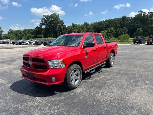 Used 2017 RAM 1500 Express AWD/4WD image 7