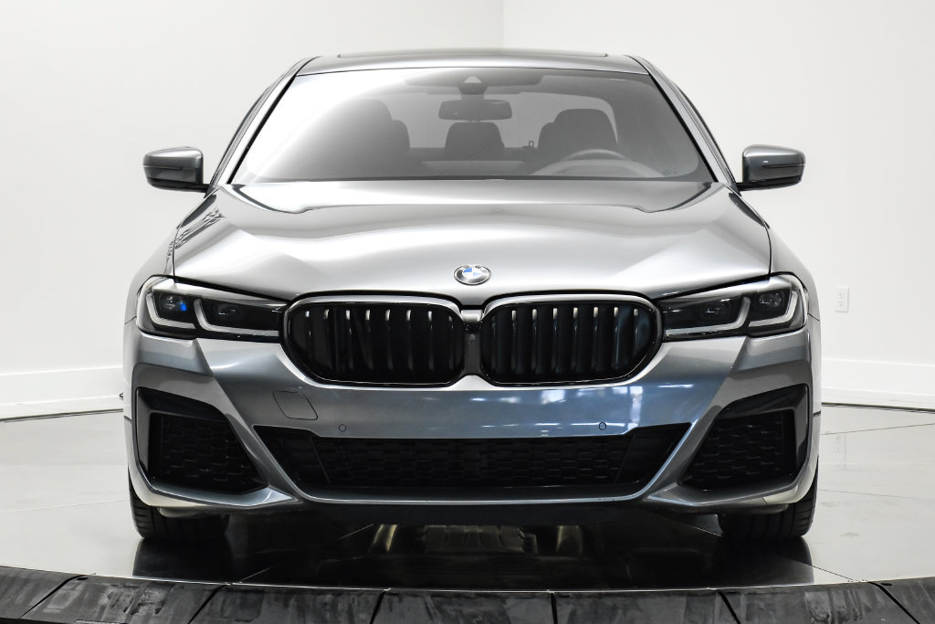 Used 2023 BMW M550i xDrive w/ Executive Package AWD/4WD image 2