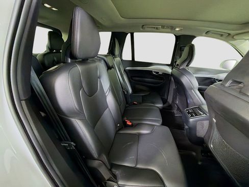 Used 2024 Volvo XC90 B5 Core w/ Protection Package Premier image 31