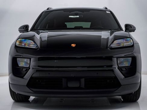 New 2026 Porsche Macan 4 Electric AWD/4WD image 6