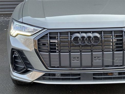 Used 2025 Audi Q3 2.0T Premium w/ Convenience Package image 10