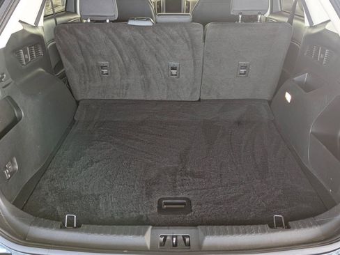 Certified 2022 Ford Edge SE w/ Black Appearance Package image 21