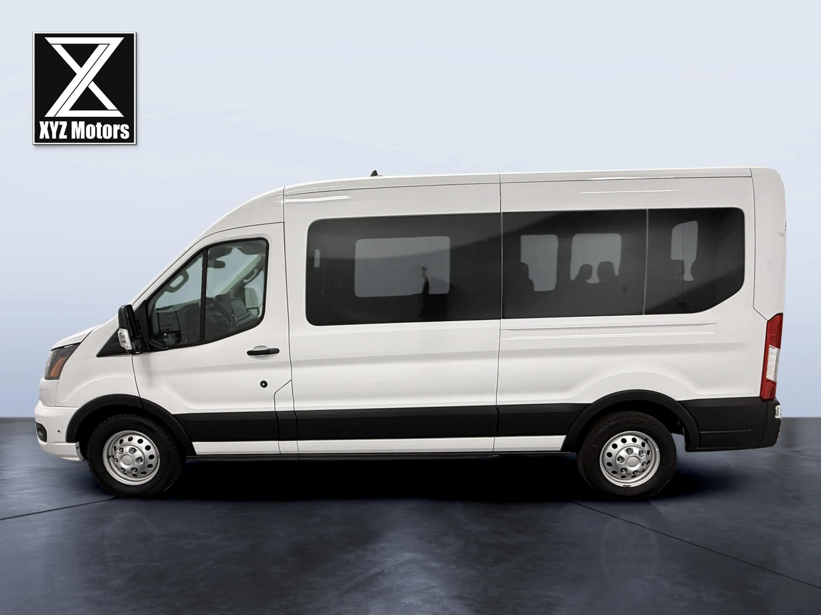 Used 2025 Ford Transit 350 XLT AWD/4WD image 3