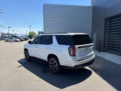 Used 2024 Chevrolet Tahoe RST w/ Luxury Package AWD/4WD image 3