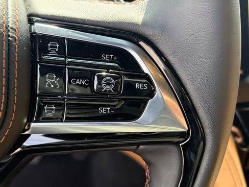 New 2026 Jeep Grand Cherokee Summit AWD/4WD image 19