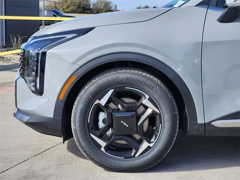 New 2026 Kia Sportage EX image 5