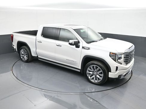 Used 2024 GMC Sierra 1500 Denali w/ Denali Reserve Package AWD/4WD image 59