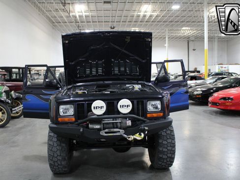 Used 1999 Jeep Cherokee Classic image 10