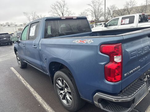 Used 2024 Chevrolet Silverado 1500 LT image 8