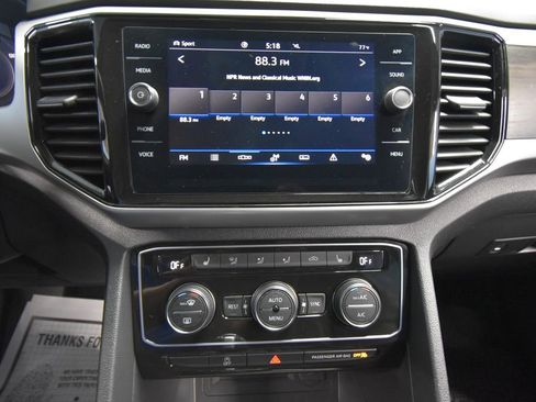 Used 2022 Volkswagen Atlas SE image 18