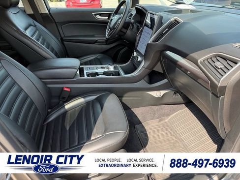 Certified 2024 Ford Edge SEL w/ Convenience Package AWD/4WD image 13
